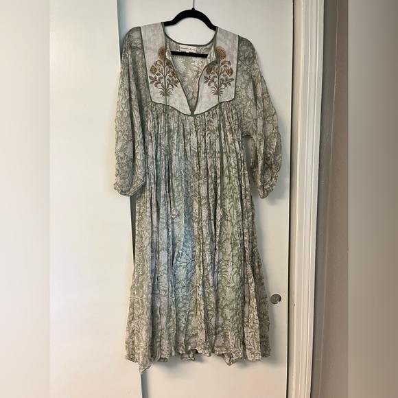 Daughters of India Diya MIDI Dress - Picture 3 of 11